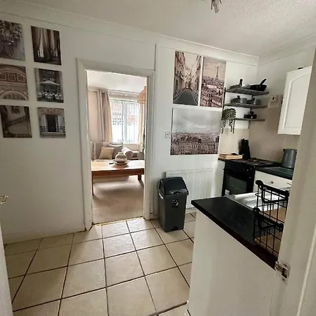 Lovely 2 Bed Apartment Sleeps 5 Abingdon-on-Thames Extérieur photo
