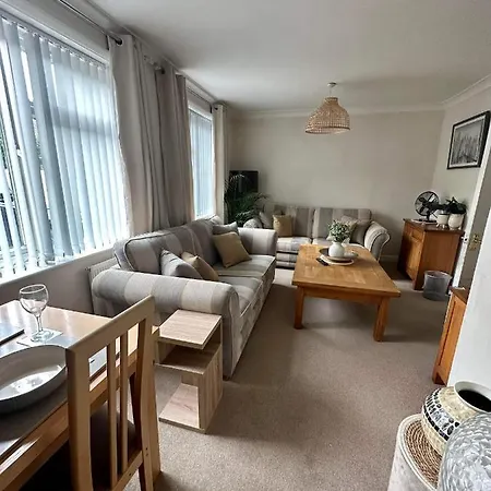 Lovely 2 Bed Apartment Sleeps 5 Abingdon-on-Thames Extérieur photo