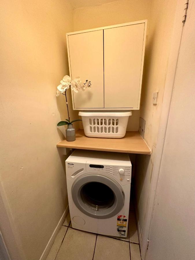 Apartment Lovely 2 Bed Sleeps 5 Abingdon-on-Thames